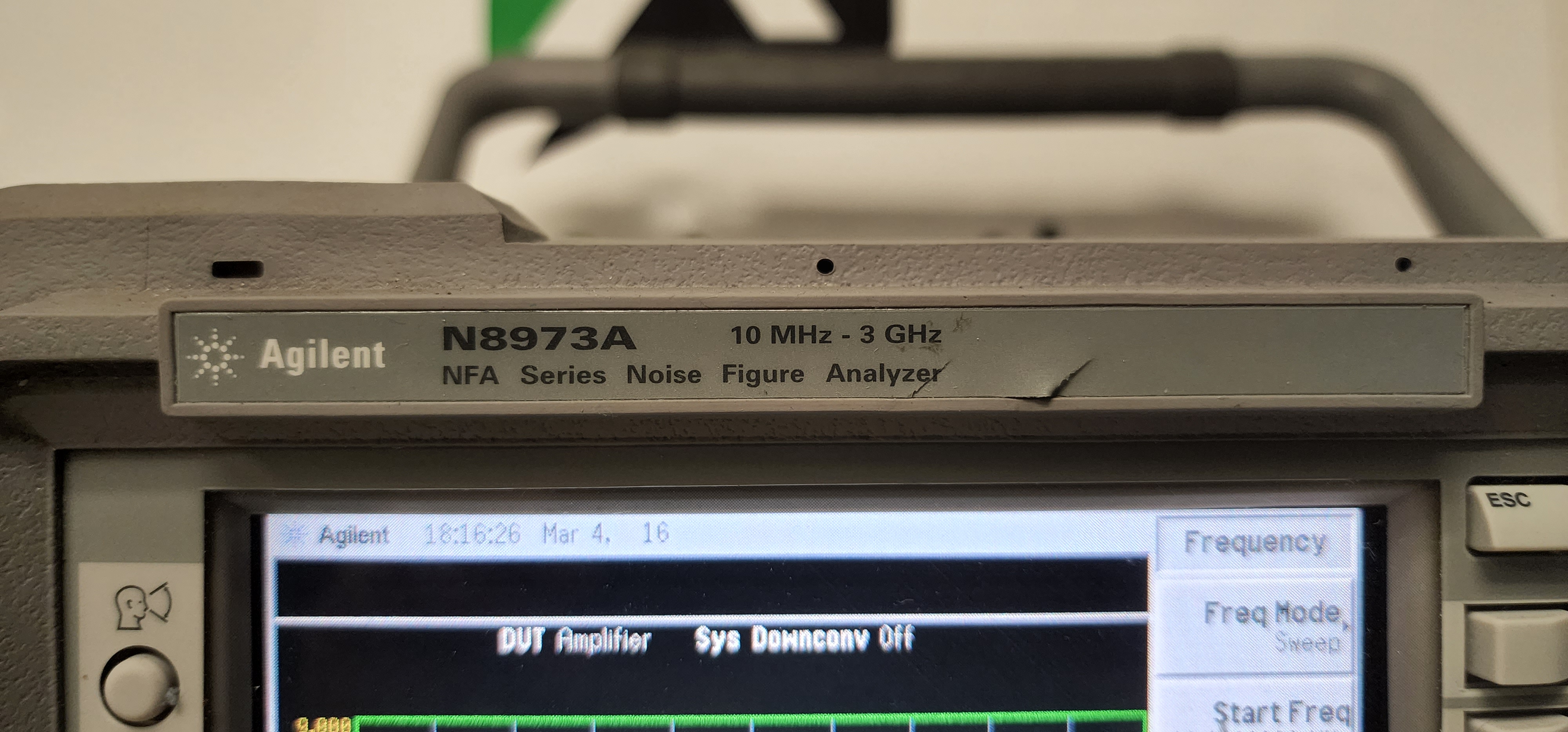 Agilent N8973A NFA Series Noise Figure Analyzer 10MHz-3GHz